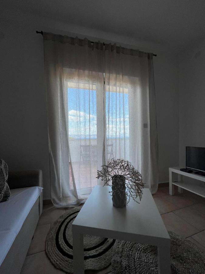 Frina Ii, Island Hvar Jelsa (Hvar)
